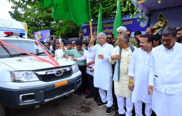 छत्तीसगढ़ के महासमुंद जिले में 704 करोड़ रुपए के 224 विकास कार्यों का लोकार्पण एवं भूमिपूजन भी किया