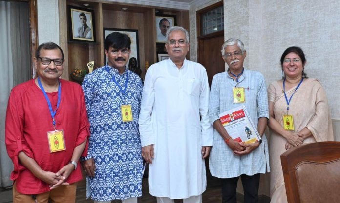 सायकल विथ स्पिक मैके