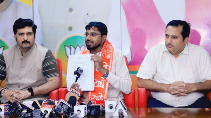 कांग्रेस अब चरित्र हनन की राजनीति पर उतर आई है – राहुल योगराज टिकरिहा