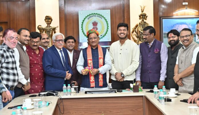 पत्रकारों की लेखनी केवल सूचना का माध्यम ही नहीं, पर्यटन को प्रोत्साहन देने का एक सशक्त साधन भी - मुख्यमंत्री विष्णुदेव साय