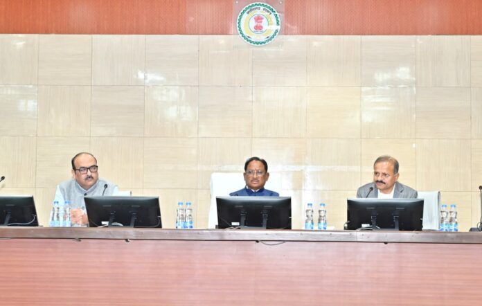 बस्तर अंचल से सतत संवाद, विकास और बुनियादी सुविधाओं के विस्तार से मजबूत होगा जनविश्वास : मुख्यमंत्री विष्णुदेव साय