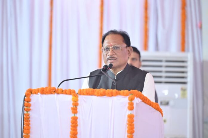श्रमिकों के कल्याण के लिए सरकार प्रतिबद्ध, 70 से अधिक योजनाएं की जा रही है संचालित : मुख्यमंत्री साय