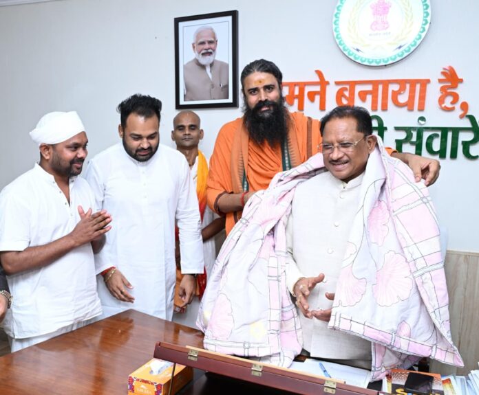शिक्षा के साथ संस्कारों का समावेश हमारी प्राथमिकता : मुख्यमंत्री साय